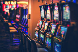 Casinos: A World of Entertainment and Chance
